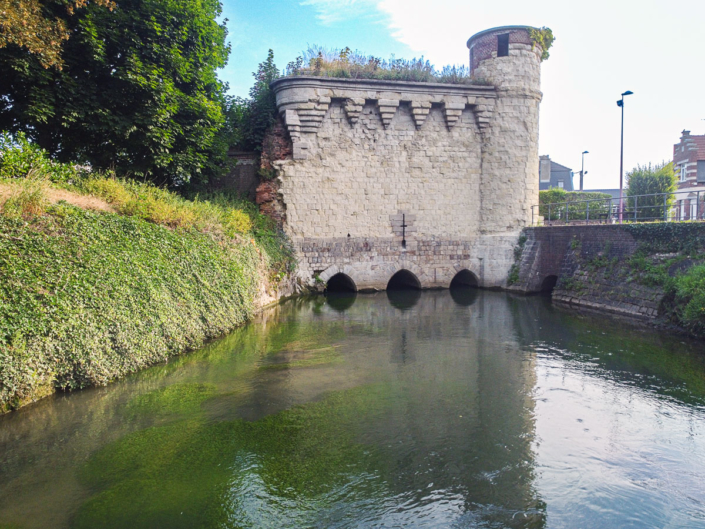 Photo de la Tour des Arquets à Cambrai